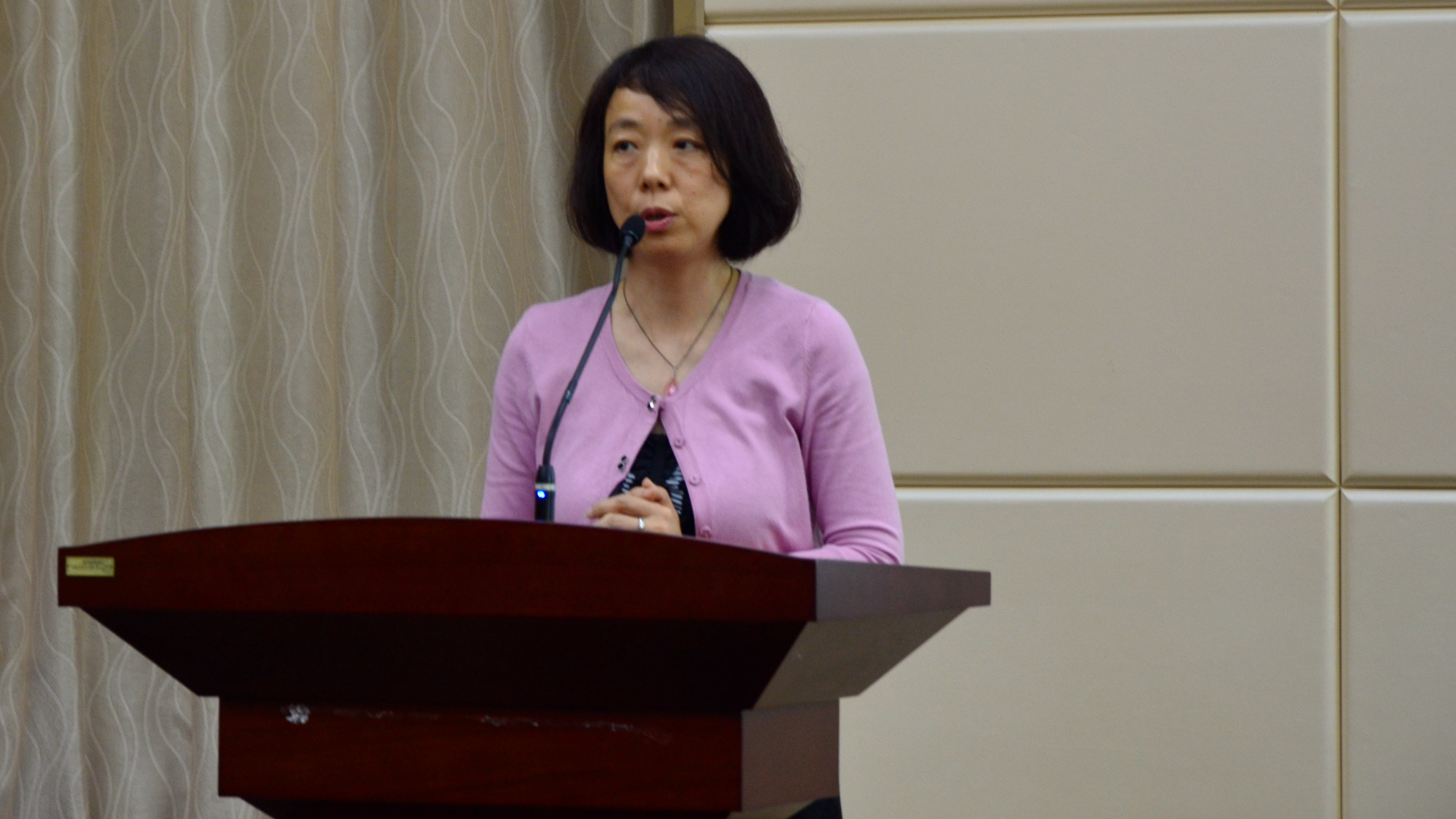 成人直播
召开2015级本科生分专业指导大会