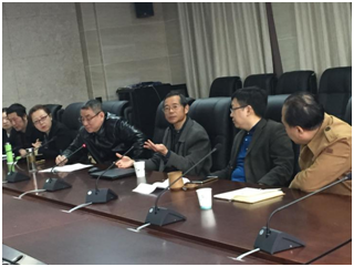 复旦大学黄旦教授与成人直播
师生探讨学科发展前沿