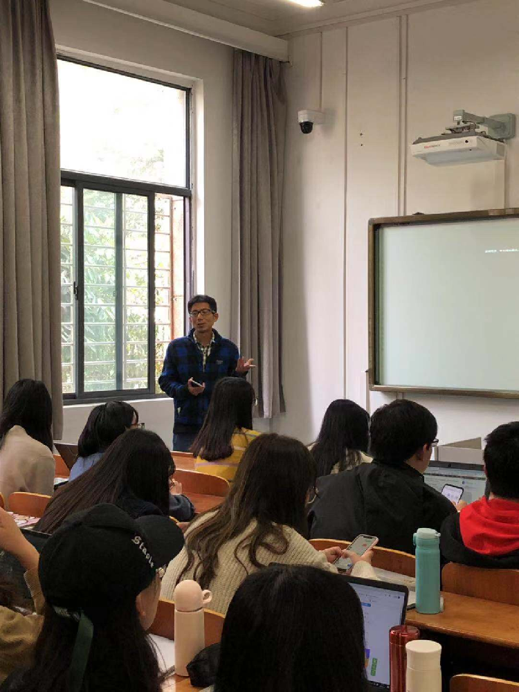 【基层团建】成人直播组织团支部召开“青春心向党·建功新时代”主题团员教育评议会