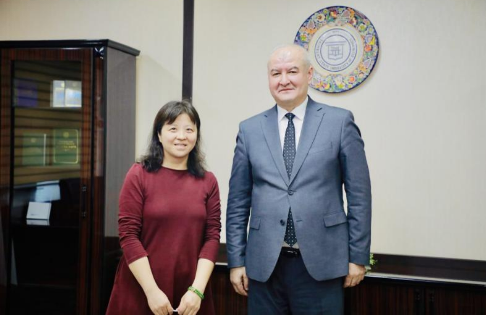 成人直播
新闻成人直播纪莉教授一行赴乌兹别克斯坦和哈萨克斯坦开展教育访问